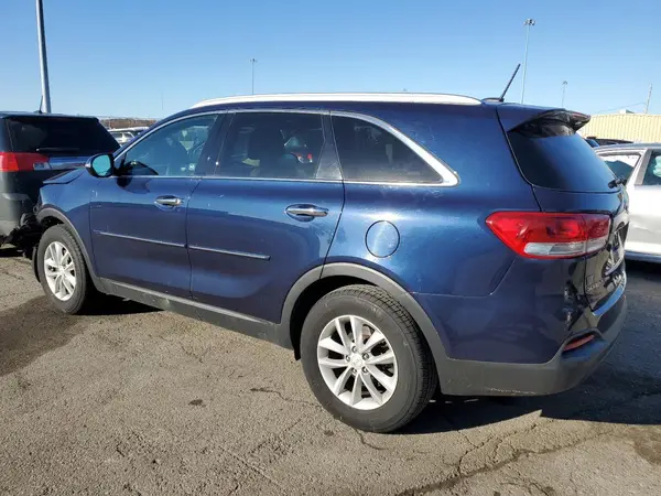 5XYPG4A37HG201751 2017 KIA SORENTO - Image 2