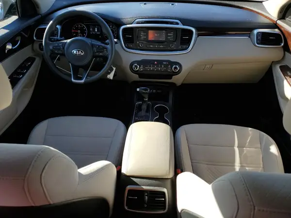 5XYPG4A37HG201751 2017 KIA SORENTO - Image 8
