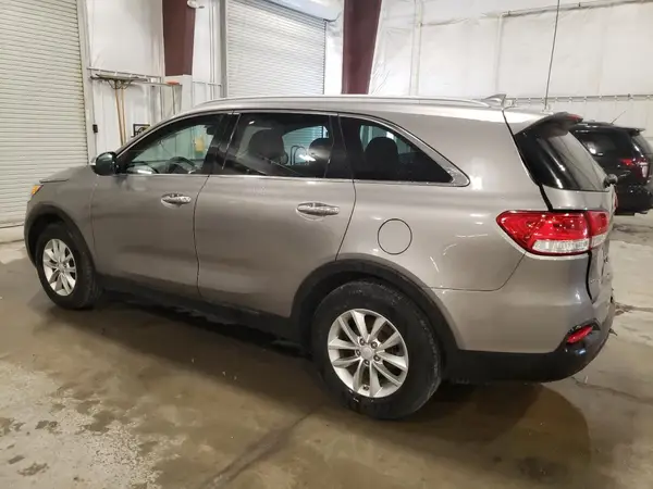 5XYPG4A37HG212023 2017 KIA SORENTO - Image 2