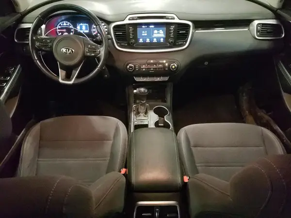 5XYPG4A37HG212023 2017 KIA SORENTO - Image 8