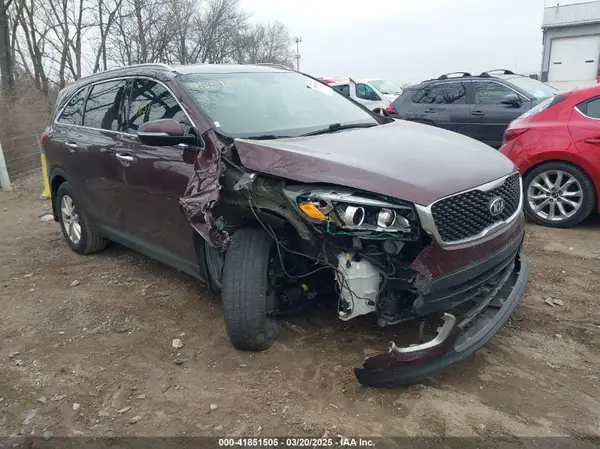 5XYPG4A37HG217416 2017 KIA SORENTO - Image 1