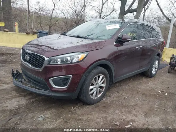 5XYPG4A37HG217416 2017 KIA SORENTO - Image 2