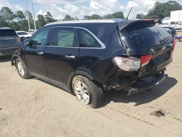 5XYPG4A37HG217951 2017 KIA SORENTO - Image 2
