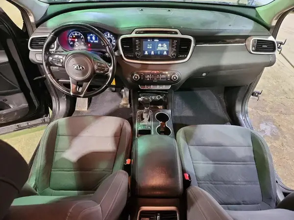 5XYPG4A37HG220445 2017 KIA SORENTO - Image 8