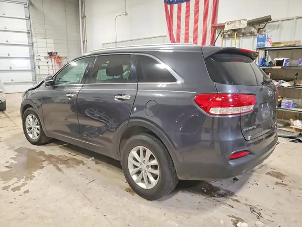 5XYPG4A37HG220476 2017 KIA SORENTO - Image 2
