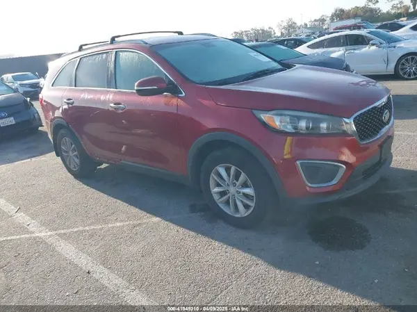 5XYPG4A37HG220672 2017 KIA SORENTO - Image 1