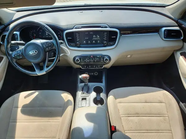 5XYPG4A37HG255910 2017 KIA SORENTO - Image 8