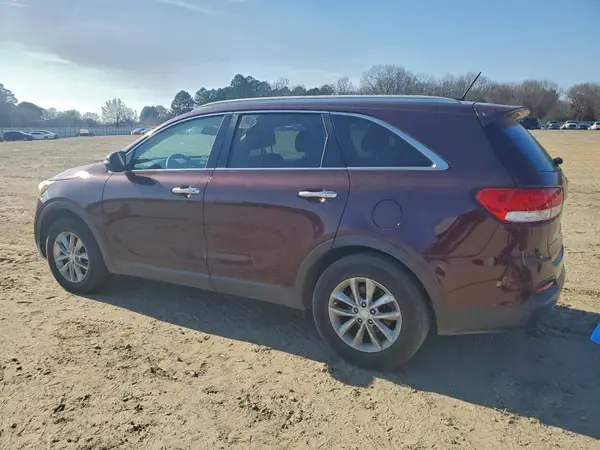 5XYPG4A37HG258368 2017 KIA SORENTO - Image 2