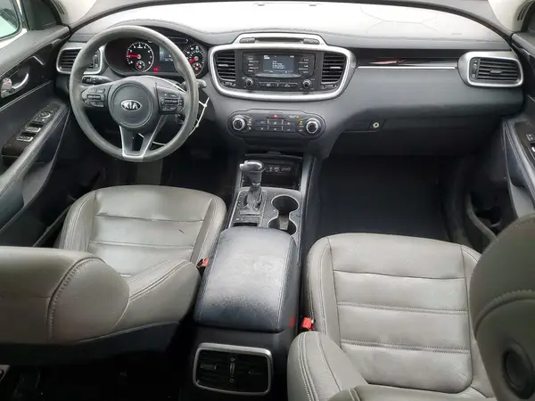5XYPG4A37HG262565 2017 KIA SORENTO - Image 8