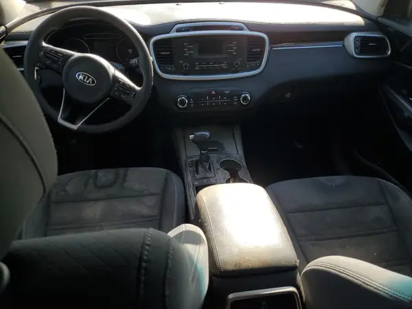 5XYPG4A37HG270312 2017 KIA SORENTO - Image 8