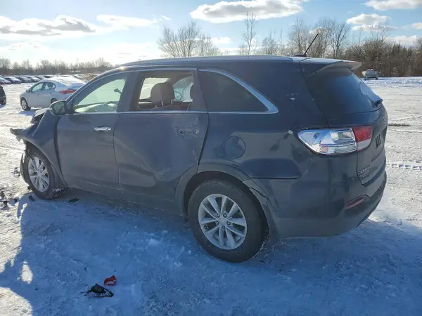 5XYPG4A37HG274036 2017 KIA SORENTO - Image 2