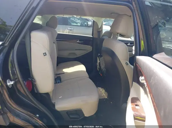 5XYPG4A37HG281214 2017 KIA SORENTO - Image 8