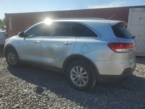 5XYPG4A37HG281536 2017 KIA SORENTO - Image 2