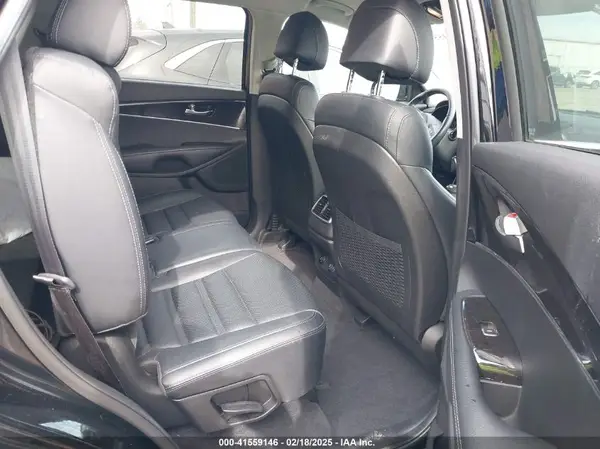 5XYPG4A37HG282038 2017 KIA SORENTO - Image 8