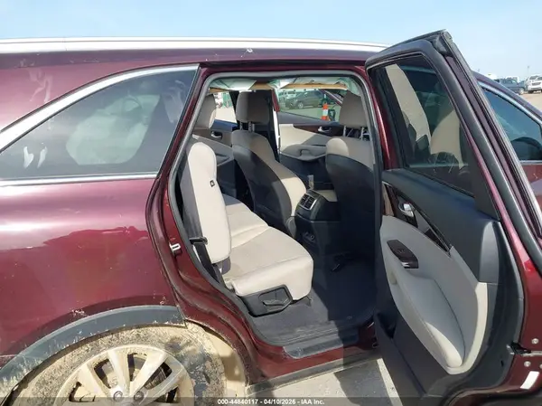 5XYPG4A37HG286669 2017 KIA SORENTO - Image 8