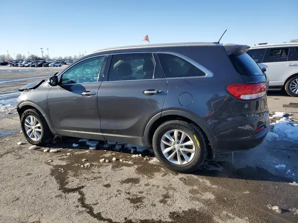 5XYPG4A37HG293055 2017 KIA SORENTO - Image 2