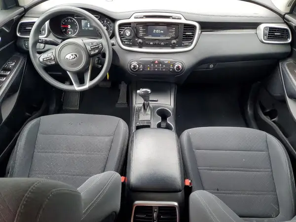 5XYPG4A37HG295002 2017 KIA SORENTO - Image 8