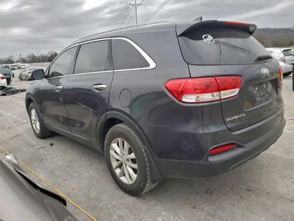 5XYPG4A37HG298126 2017 KIA SORENTO - Image 2