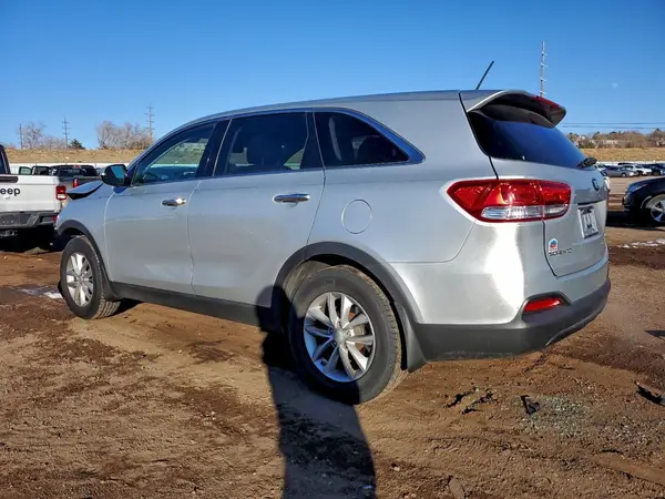 5XYPG4A37HG299390 2017 KIA SORENTO - Image 2