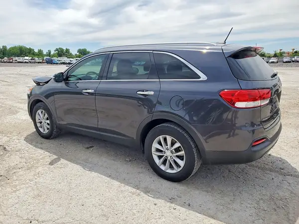 5XYPG4A37HG328810 2017 KIA SORENTO - Image 2