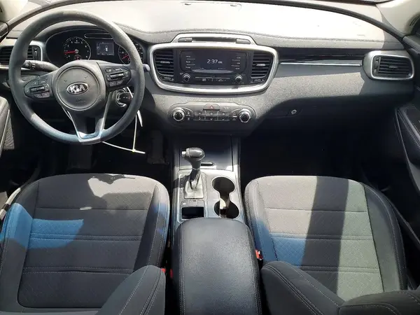 5XYPG4A37HG328810 2017 KIA SORENTO - Image 8