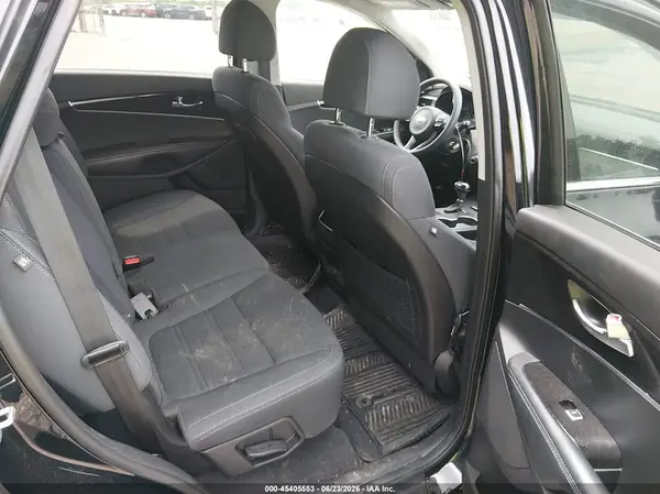5XYPG4A37JG339151 2018 KIA SORENTO - Image 8