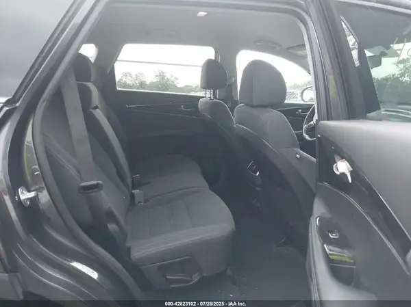 5XYPG4A37JG342700 2018 KIA SORENTO - Image 8