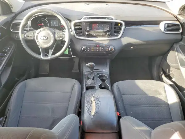 5XYPG4A37JG344348 2018 KIA SORENTO - Image 8