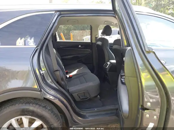 5XYPG4A37JG344396 2018 KIA SORENTO - Image 8