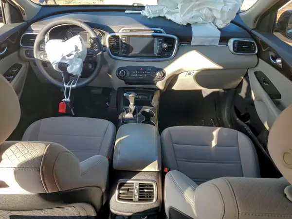 5XYPG4A37JG346228 2018 KIA SORENTO - Image 8