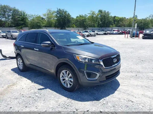 5XYPG4A37JG349307 2018 KIA SORENTO - Image 1
