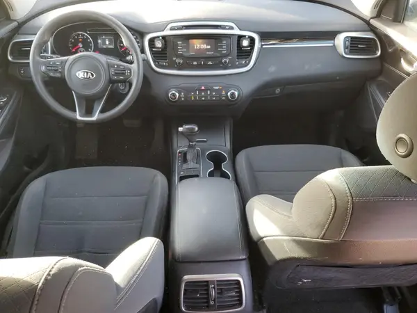 5XYPG4A37JG354877 2018 KIA SORENTO - Image 8