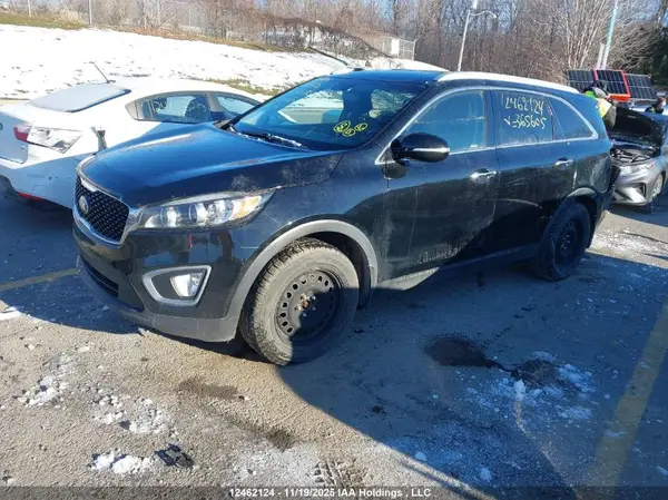 5XYPG4A37JG365605 2018 KIA SORENTO - Image 2