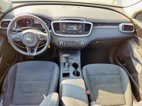 5XYPG4A37JG370755 2018 KIA SORENTO - Image 8