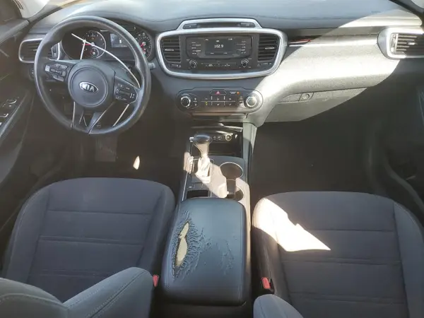 5XYPG4A37JG375955 2018 KIA SORENTO - Image 8