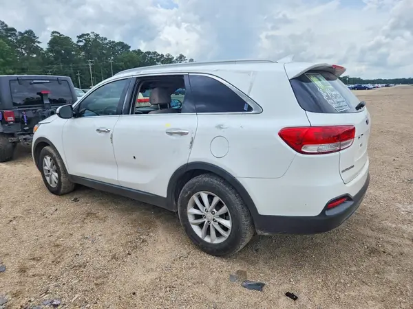 5XYPG4A37JG386289 2018 KIA SORENTO - Image 2