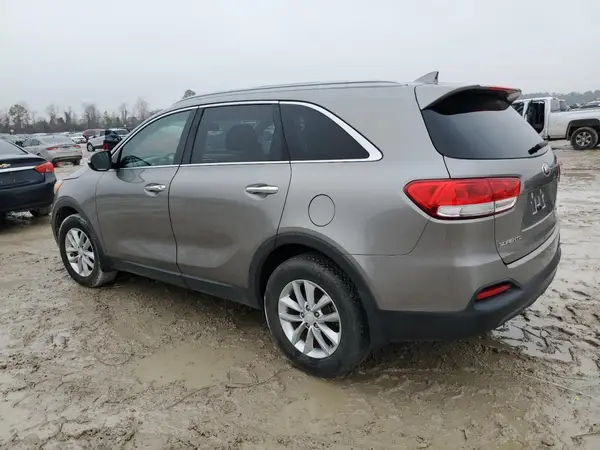 5XYPG4A37JG395431 2018 KIA SORENTO - Image 2