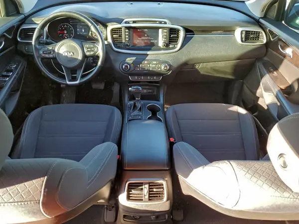 5XYPG4A37JG396823 2018 KIA SORENTO - Image 8