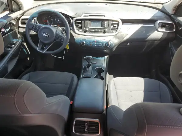 5XYPG4A37JG401065 2018 KIA SORENTO - Image 8