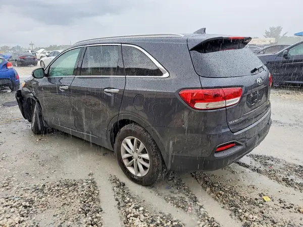 5XYPG4A37JG402281 2018 KIA SORENTO - Image 2