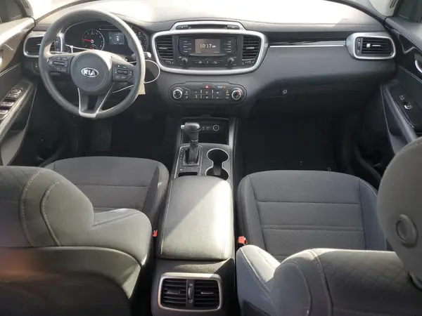 5XYPG4A37JG402619 2018 KIA SORENTO - Image 8