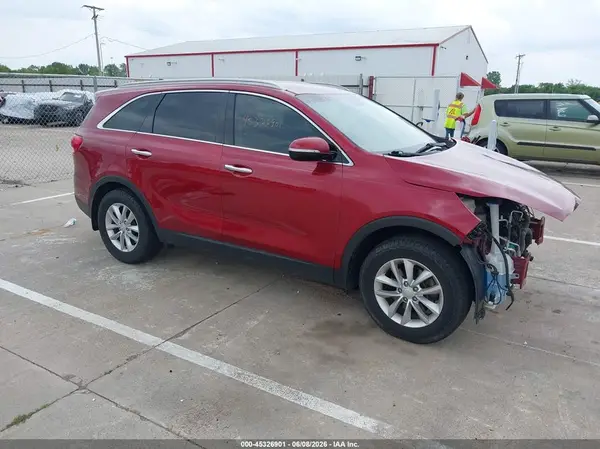 5XYPG4A37JG406962 2018 KIA SORENTO - Image 1