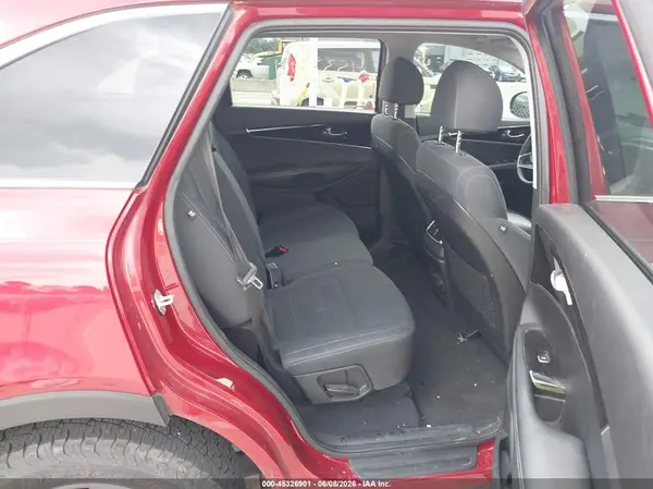 5XYPG4A37JG406962 2018 KIA SORENTO - Image 8