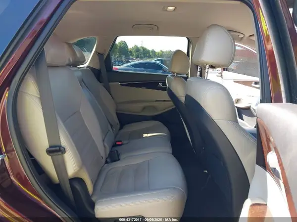 5XYPG4A37JG407013 2018 KIA SORENTO - Image 8