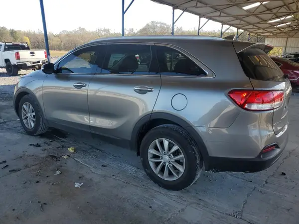 5XYPG4A37JG413443 2018 KIA SORENTO - Image 2