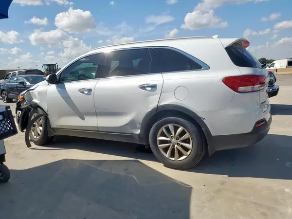 5XYPG4A37JG413619 2018 KIA SORENTO - Image 2