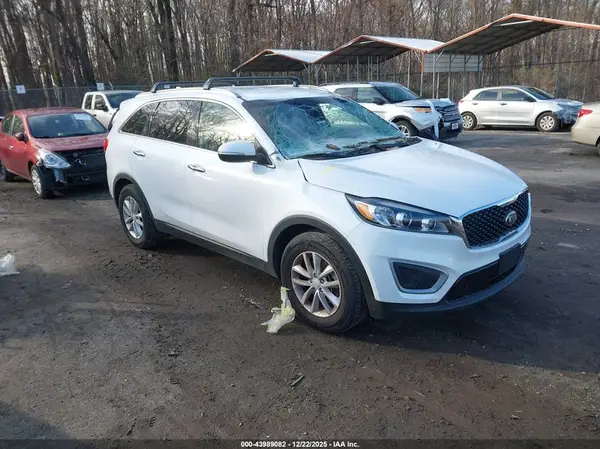 5XYPG4A37JG416195 2018 KIA SORENTO - Image 1