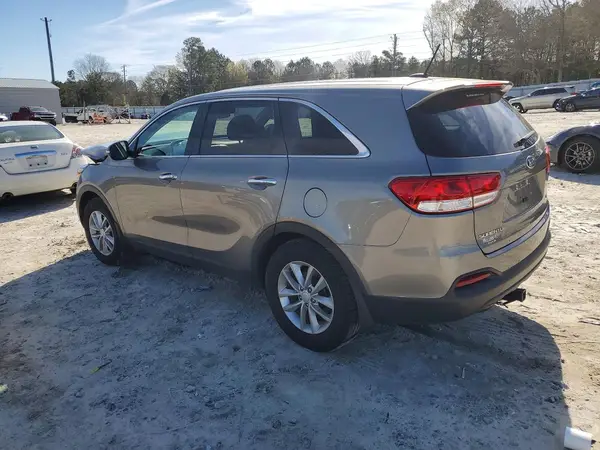 5XYPG4A37JG418545 2018 KIA SORENTO - Image 2