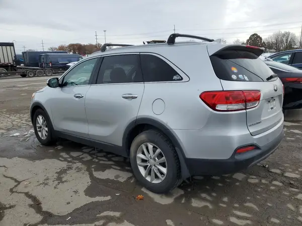 5XYPG4A37JG423132 2018 KIA SORENTO - Image 2