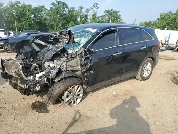 5XYPG4A37JG426421 2018 KIA SORENTO - Image 1